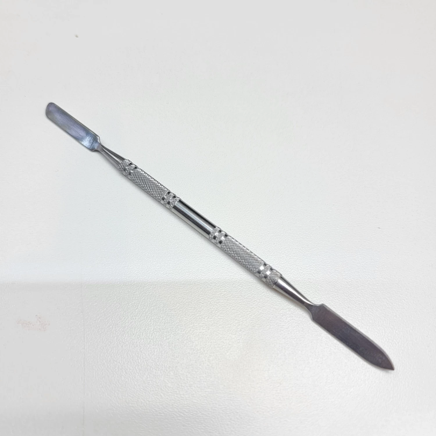 TheMUAproject Double Sided Textured Handle Spatula 3 TheMUAproject Double Sided Textured Handle Spatula