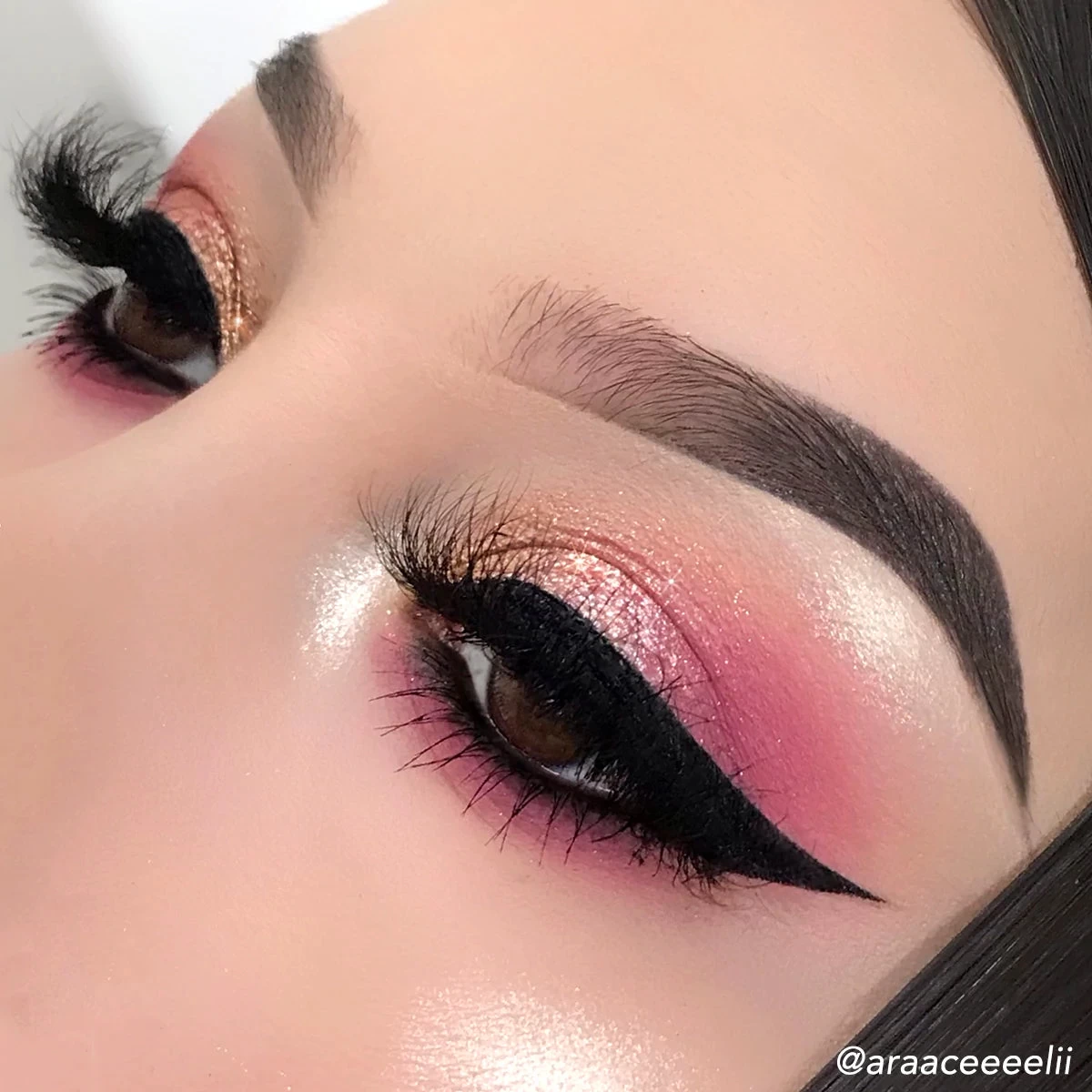 Amor Us Tea Time Fantasy Eyeshadow Palette 4 Amor Us Tea Time Fantasy Eyeshadow Palette - Image 2